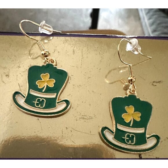 St Patricks Day Leprechaun Hat  Earrings Shamrock Green Dangle Hooks New… - Picture 4 of 10